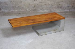Cantilever Table</br>
Concrete & Yellow Locust</br>
1065x385x295</br>
€800,-